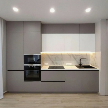 Минималистичная кухня тепло-серого цвета
